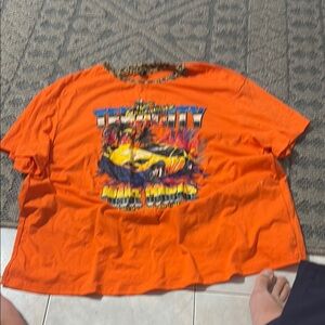 SHEIN Orange Short Sleeve Graphic Tee